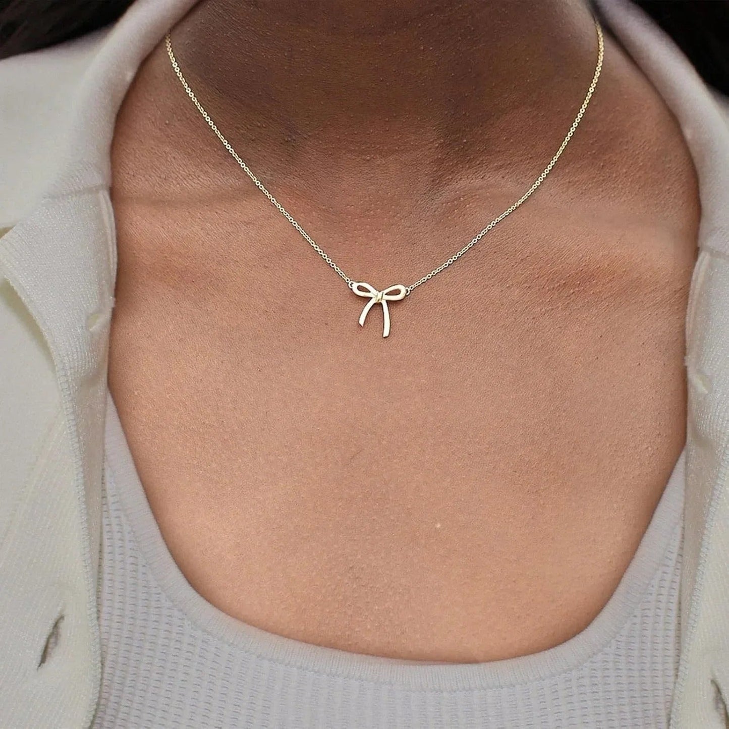 Loop necklace
